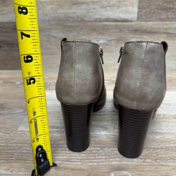 Report Aquarium Taupe Open Toe Lazer Cut Ankle Shoes Women's Size 7 - Picture 3 of 5